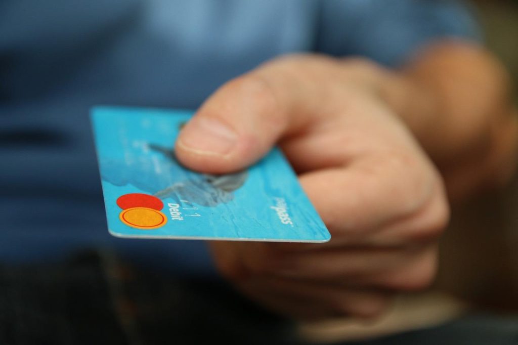 Visuele weergave van betaaltermijn's impact op cashflow, onderhandelingen en zakelijk succes
